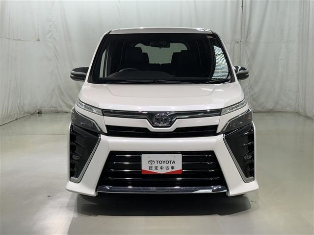 ヴォクシー ZS 煌III 衝突被害軽減システム メモリーナビ フルセグ バックカメラ ETC ドラレコ CD ミュージックプレイヤー接続可 DVD再生 オートクルーズコントロール LEDヘッドランプ 両側電動スライド キーレス(3枚目)