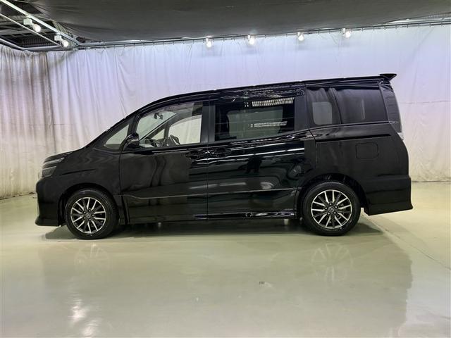 ヴォクシー ZS メモリーナビ フルセグ バックカメラ ETC ドラレコ CD ミュージックプレイヤー接続可 DVD再生 LEDヘッドランプ 両側電動スライド 乗車定員8人 3列シート スマートキー キーレス(4枚目)