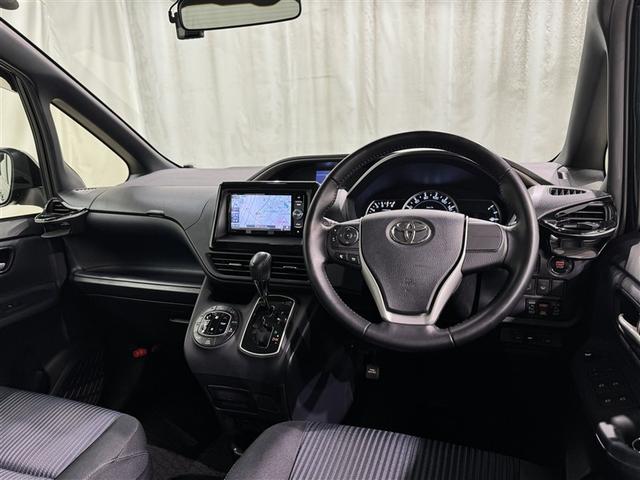 ヴォクシー ZS メモリーナビ フルセグ バックカメラ ETC ドラレコ CD ミュージックプレイヤー接続可 DVD再生 LEDヘッドランプ 両側電動スライド 乗車定員8人 3列シート スマートキー キーレス(8枚目)