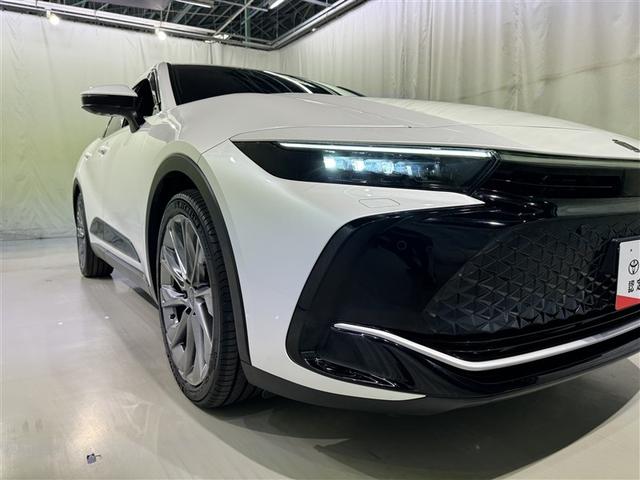 クラウンクロスオーバー Ｇレザーパッケージ　衝突被害軽減システム　メモリーナビ　フルセグ　バックカメラ　ＥＴＣ　ドラレコ　オートクルーズコントロール　ＬＥＤヘッドランプ　スマートキー　キーレス　４ＷＤ　ハイブリッド（7枚目）