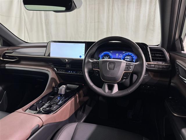 クラウンクロスオーバー Ｇレザーパッケージ　衝突被害軽減システム　メモリーナビ　フルセグ　バックカメラ　ＥＴＣ　ドラレコ　オートクルーズコントロール　ＬＥＤヘッドランプ　スマートキー　キーレス　４ＷＤ　ハイブリッド（8枚目）