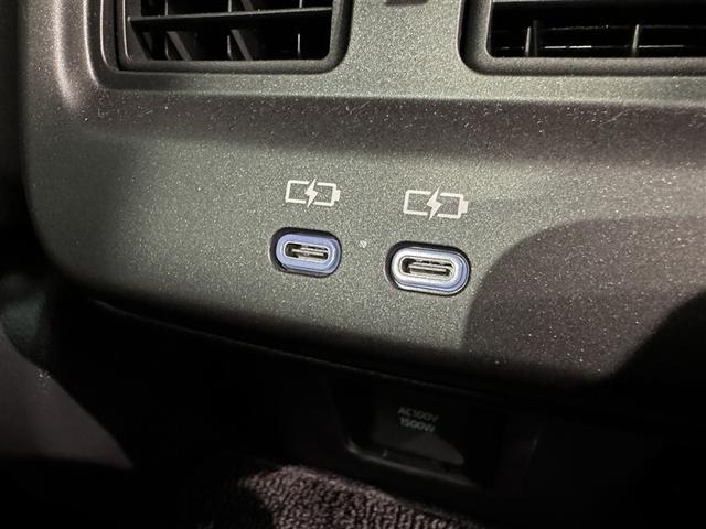 クラウンクロスオーバー Ｇレザーパッケージ　衝突被害軽減システム　メモリーナビ　フルセグ　バックカメラ　ＥＴＣ　ドラレコ　オートクルーズコントロール　ＬＥＤヘッドランプ　スマートキー　キーレス　４ＷＤ　ハイブリッド（34枚目）