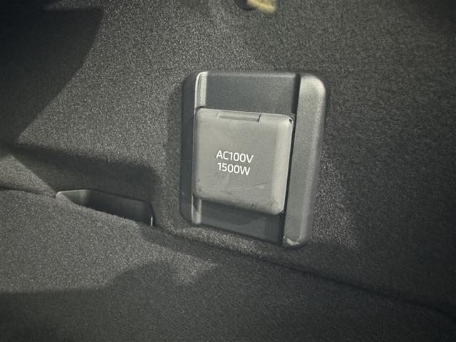 クラウンクロスオーバー Ｇレザーパッケージ　衝突被害軽減システム　メモリーナビ　フルセグ　バックカメラ　ＥＴＣ　ドラレコ　オートクルーズコントロール　ＬＥＤヘッドランプ　スマートキー　キーレス　４ＷＤ　ハイブリッド（37枚目）