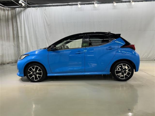 ヤリス ハイブリッドZ 衝突被害軽減システム バックカメラ ETC ドラレコ ミュージックプレイヤー接続可 オートクルーズコントロール LEDヘッドランプ スマートキー キーレス ハイブリッド(4枚目)