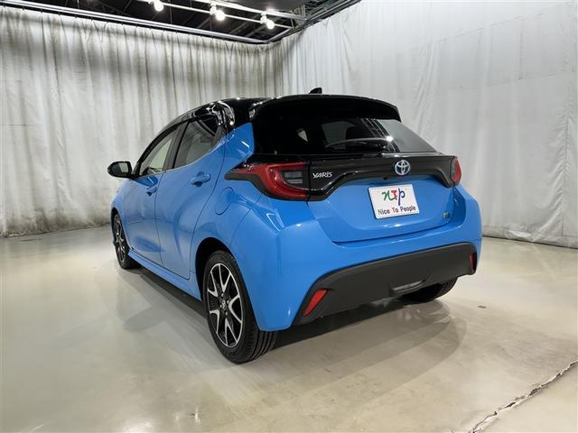 ヤリス ハイブリッドZ 衝突被害軽減システム バックカメラ ETC ドラレコ ミュージックプレイヤー接続可 オートクルーズコントロール LEDヘッドランプ スマートキー キーレス ハイブリッド(5枚目)