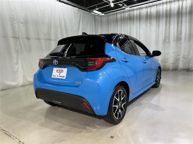 ヤリス ハイブリッドZ 衝突被害軽減システム バックカメラ ETC ドラレコ ミュージックプレイヤー接続可 オートクルーズコントロール LEDヘッドランプ スマートキー キーレス ハイブリッド(6枚目)