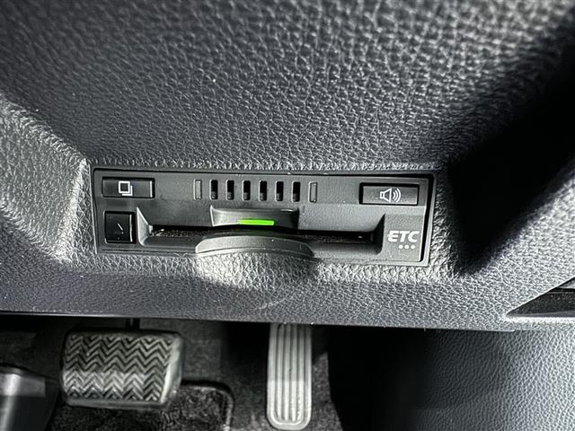 ヤリス ハイブリッドZ 衝突被害軽減システム バックカメラ ETC ドラレコ ミュージックプレイヤー接続可 オートクルーズコントロール LEDヘッドランプ スマートキー キーレス ハイブリッド(14枚目)