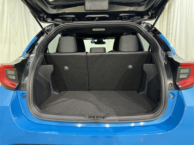 ヤリス ハイブリッドZ 衝突被害軽減システム バックカメラ ETC ドラレコ ミュージックプレイヤー接続可 オートクルーズコントロール LEDヘッドランプ スマートキー キーレス ハイブリッド(29枚目)