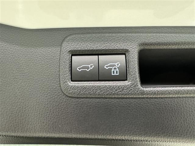 ハリアー Ｚ　衝突被害軽減システム　メモリーナビ　フルセグ　バックカメラ　ＥＴＣ　ドラレコ　ミュージックプレイヤー接続可　電動シート　オートクルーズコントロール　ＬＥＤヘッドランプ　スマートキー　キーレス　４ＷＤ（32枚目）