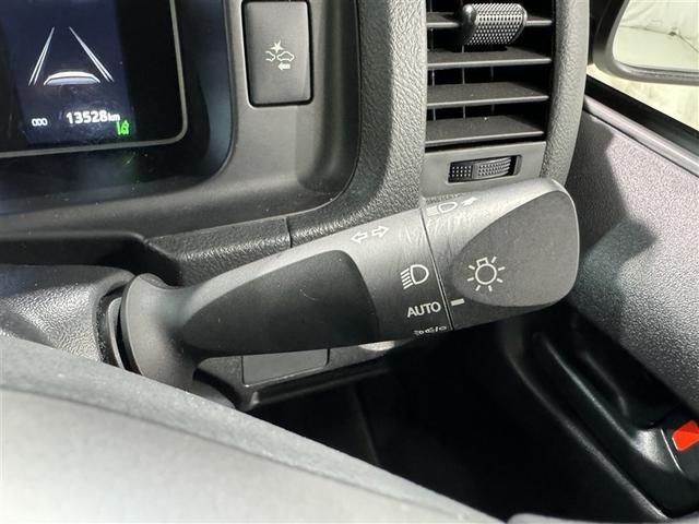 ハイエースバン ロングＤＸ　衝突被害軽減システム　メモリーナビ　フルセグ　バックカメラ　ＥＴＣ　ドラレコ　ＣＤ　ミュージックプレイヤー接続可　ＤＶＤ再生　ＬＥＤヘッドランプ　乗車定員６人　キーレス　ワンオーナー（21枚目）