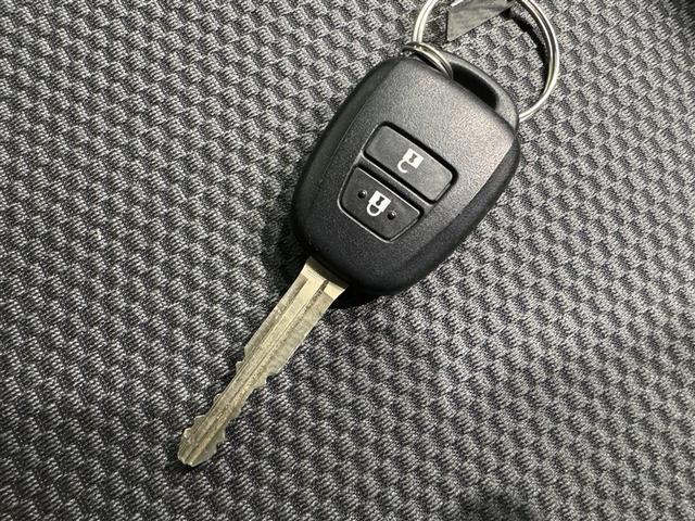 ハイエースバン ロングＤＸ　衝突被害軽減システム　メモリーナビ　フルセグ　バックカメラ　ＥＴＣ　ドラレコ　ＣＤ　ミュージックプレイヤー接続可　ＤＶＤ再生　ＬＥＤヘッドランプ　乗車定員６人　キーレス　ワンオーナー（24枚目）