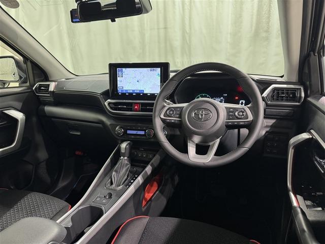 ライズ Z 衝突被害軽減システム メモリーナビ フルセグ バックカメラ ETC CD ミュージックプレイヤー接続可 オートクルーズコントロール LEDヘッドランプ スマートキー キーレス ハイブリッド(9枚目)