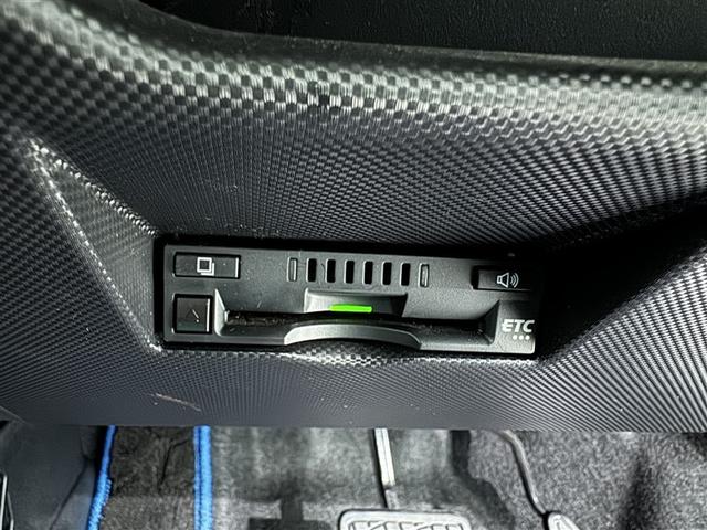 ライズ Z 衝突被害軽減システム メモリーナビ フルセグ バックカメラ ETC CD ミュージックプレイヤー接続可 オートクルーズコントロール LEDヘッドランプ スマートキー キーレス ハイブリッド(15枚目)