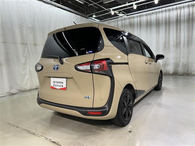 シエンタ ハイブリッド　Ｇ　セーフティーエディションＩＩ　衝突被害軽減システム　メモリーナビ　フルセグ　バックカメラ　ＥＴＣ　ドラレコ　ＣＤ　ミュージックプレイヤー接続可　ＤＶＤ再生　後席モニター　オートクルーズコントロール　ＬＥＤヘッドランプ　乗車定員７人（7枚目）