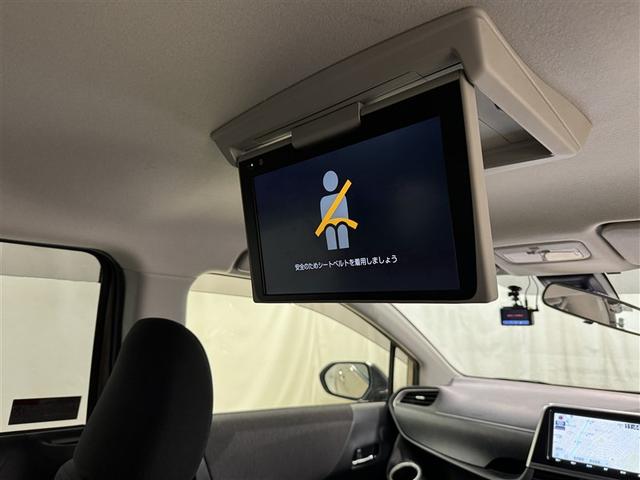 シエンタ ハイブリッド　Ｇ　セーフティーエディションＩＩ　衝突被害軽減システム　メモリーナビ　フルセグ　バックカメラ　ＥＴＣ　ドラレコ　ＣＤ　ミュージックプレイヤー接続可　ＤＶＤ再生　後席モニター　オートクルーズコントロール　ＬＥＤヘッドランプ　乗車定員７人（10枚目）