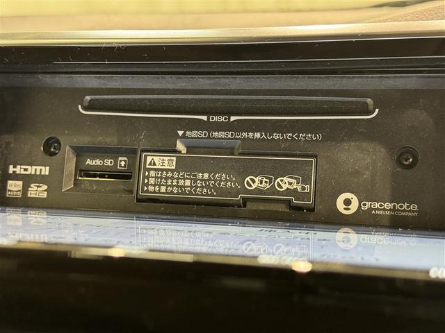 シエンタ ハイブリッド　Ｇ　セーフティーエディションＩＩ　衝突被害軽減システム　メモリーナビ　フルセグ　バックカメラ　ＥＴＣ　ドラレコ　ＣＤ　ミュージックプレイヤー接続可　ＤＶＤ再生　後席モニター　オートクルーズコントロール　ＬＥＤヘッドランプ　乗車定員７人（14枚目）