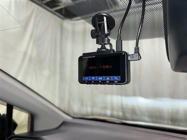 シエンタ ハイブリッド　Ｇ　セーフティーエディションＩＩ　衝突被害軽減システム　メモリーナビ　フルセグ　バックカメラ　ＥＴＣ　ドラレコ　ＣＤ　ミュージックプレイヤー接続可　ＤＶＤ再生　後席モニター　オートクルーズコントロール　ＬＥＤヘッドランプ　乗車定員７人（27枚目）