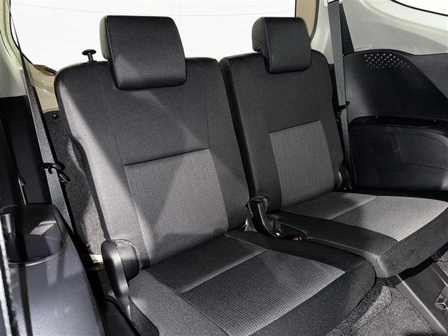 シエンタ ハイブリッド　Ｇ　セーフティーエディションＩＩ　衝突被害軽減システム　メモリーナビ　フルセグ　バックカメラ　ＥＴＣ　ドラレコ　ＣＤ　ミュージックプレイヤー接続可　ＤＶＤ再生　後席モニター　オートクルーズコントロール　ＬＥＤヘッドランプ　乗車定員７人（31枚目）