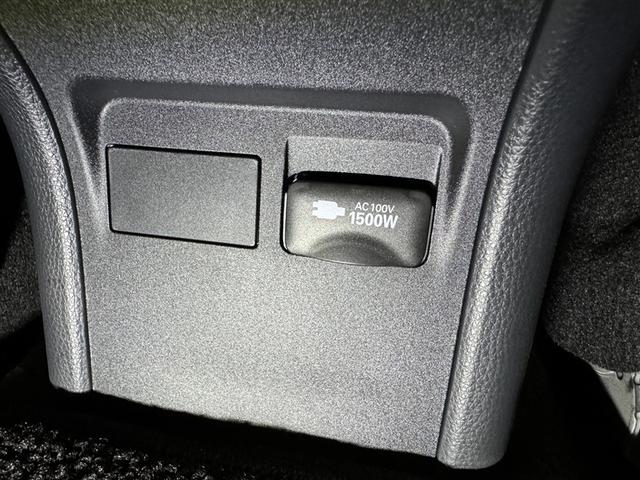 プリウス Ｇ　衝突被害軽減システム　フルセグ　バックカメラ　ＥＴＣ　ドラレコ　ミュージックプレイヤー接続可　オートクルーズコントロール　ＬＥＤヘッドランプ　スマートキー　キーレス　ハイブリッド（29枚目）