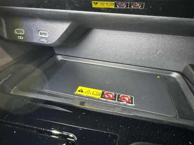 アルファード Ｚ　衝突被害軽減システム　フルセグ　バックカメラ　ＥＴＣ　ドラレコ　ミュージックプレイヤー接続可　サンルーフ　革シート　電動シート　オートクルーズコントロール　ＬＥＤヘッドランプ　両側電動スライド（19枚目）