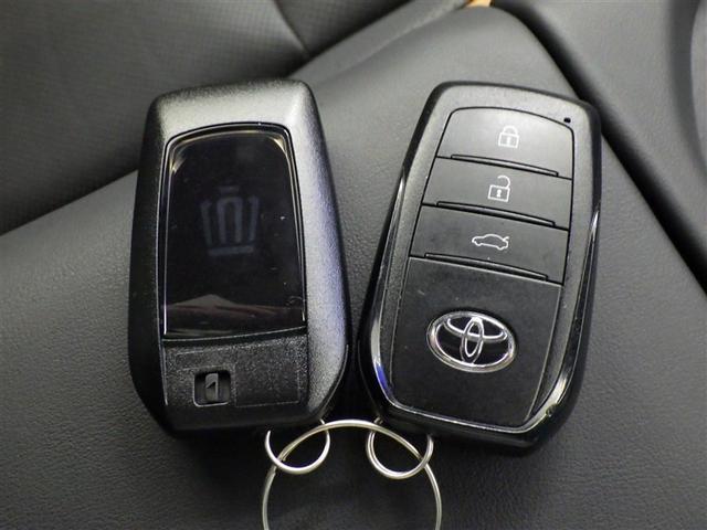 �����|�P�b�g�̒��ł��h�A�J�E�G���W���X�^�[�g���\�ȕ֗��ȃX�}�[�g�L�[�ł��I