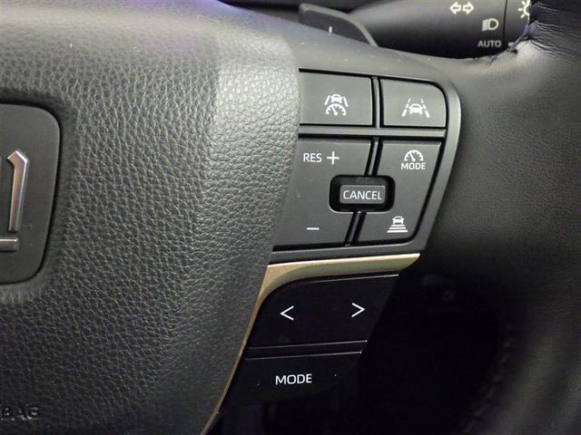 クラウンクロスオーバー ＲＳアドバンスド　衝突被害軽減システム　メモリーナビ　フルセグ　バックカメラ　ＥＴＣ　ドラレコ　ミュージックプレイヤー接続可　サンルーフ　革シート　電動シート　オートクルーズコントロール　ＬＥＤヘッドランプ　キーレス（20枚目）