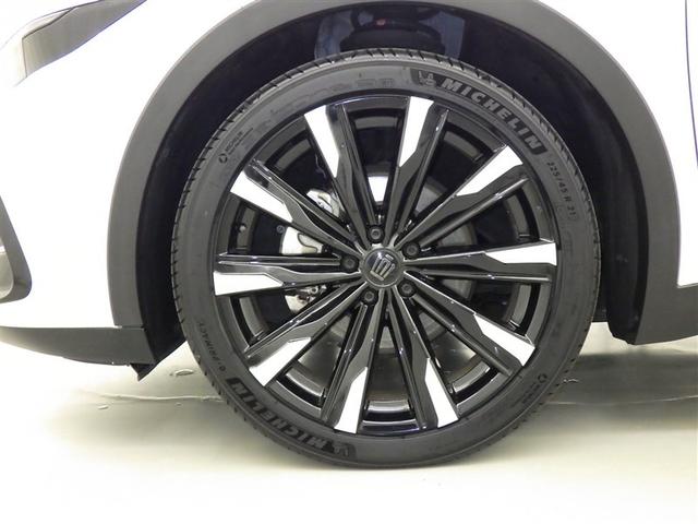 クラウンクロスオーバー ＲＳアドバンスド　衝突被害軽減システム　メモリーナビ　フルセグ　バックカメラ　ＥＴＣ　ドラレコ　ミュージックプレイヤー接続可　サンルーフ　革シート　電動シート　オートクルーズコントロール　ＬＥＤヘッドランプ　キーレス（32枚目）