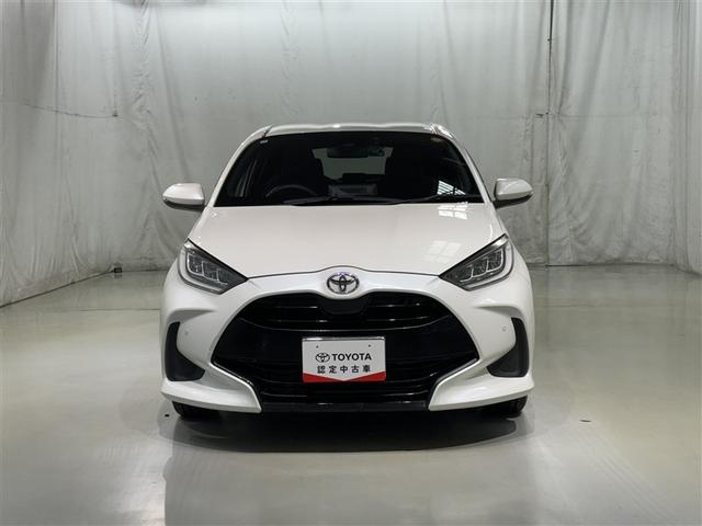 ヤリス Ｚ　衝突被害軽減システム　バックカメラ　ＥＴＣ　ドラレコ　ＣＤ　ミュージックプレイヤー接続可　ＤＶＤ再生　オートクルーズコントロール　ＬＥＤヘッドランプ　スマートキー　キーレス（4枚目）