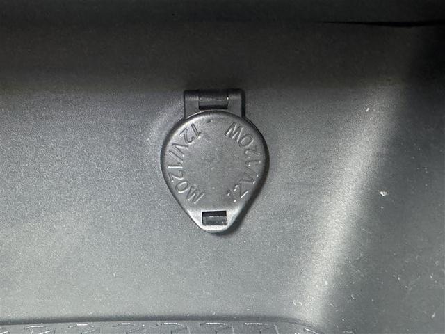 ヤリス Ｚ　衝突被害軽減システム　バックカメラ　ＥＴＣ　ドラレコ　ＣＤ　ミュージックプレイヤー接続可　ＤＶＤ再生　オートクルーズコントロール　ＬＥＤヘッドランプ　スマートキー　キーレス（17枚目）