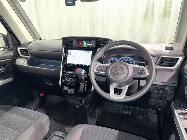 ルーミー カスタムＧ　衝突被害軽減システム　メモリーナビ　フルセグ　バックカメラ　ＥＴＣ　ドラレコ　ＣＤ　ミュージックプレイヤー接続可　ＤＶＤ再生　オートクルーズコントロール　ＬＥＤヘッドランプ　両側電動スライド　キーレス（8枚目）