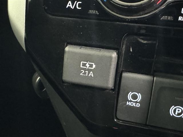 ルーミー カスタムＧ　衝突被害軽減システム　メモリーナビ　フルセグ　バックカメラ　ＥＴＣ　ドラレコ　ＣＤ　ミュージックプレイヤー接続可　ＤＶＤ再生　オートクルーズコントロール　ＬＥＤヘッドランプ　両側電動スライド　キーレス（19枚目）