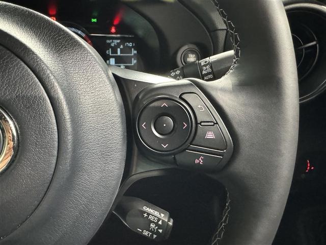 ＧＲ８６ ＲＺ　６速マニュアル　衝突被害軽減システム　メモリーナビ　フルセグ　バックカメラ　ＥＴＣ　ドラレコ　ＣＤ　ミュージックプレイヤー接続可　ＤＶＤ再生　オートクルーズコントロール　ＬＥＤヘッドランプ　キーレス（24枚目）