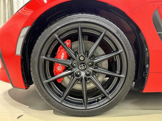 ＧＲ８６ ＲＺ　６速マニュアル　衝突被害軽減システム　メモリーナビ　フルセグ　バックカメラ　ＥＴＣ　ドラレコ　ＣＤ　ミュージックプレイヤー接続可　ＤＶＤ再生　オートクルーズコントロール　ＬＥＤヘッドランプ　キーレス（32枚目）