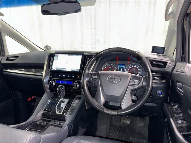 アルファード ２．５Ｓ　Ｃパッケージ　衝突被害軽減システム　メモリーナビ　フルセグ　バックカメラ　ＥＴＣ　ＣＤ　ミュージックプレイヤー接続可　ＤＶＤ再生　後席モニター　サンルーフ　電動シート　オートクルーズコントロール　ＬＥＤヘッドランプ（9枚目）