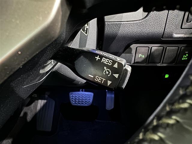 �N���[�Y�R���g���[�����������H�Ȃǂ̒��������s�Ŋ���I���̑��x�ő��邱�Ƃ��ł��A�N�Z���𓥂ނ��ƂȂ����邱�Ƃ��ł��܂�