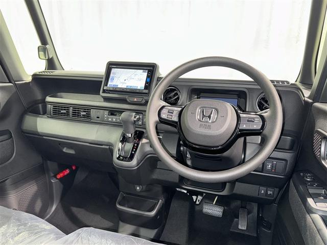 N-BOXカスタム ベースグレード 衝突被害軽減システム メモリーナビ ワンセグ バックカメラ CD ミュージックプレイヤー接続可 DVD再生 オートクルーズコントロール LEDヘッドランプ 電動スライドドア ベンチシート スマートキー(9枚目)