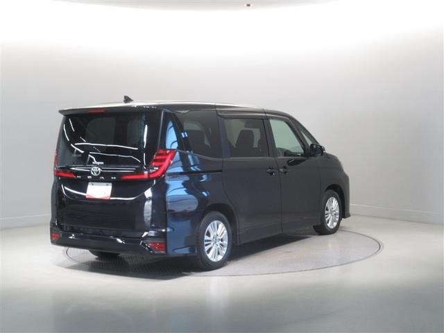 ノア Ｓ－Ｇ　衝突被害軽減システム　メモリーナビ　フルセグ　バックカメラ　ＥＴＣ　ミュージックプレイヤー接続可　オートクルーズコントロール　ＬＥＤヘッドランプ　電動スライドドア　乗車定員７人　３列シート　キーレス（6枚目）