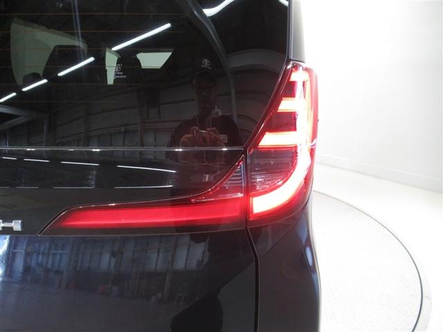 ノア Ｓ－Ｇ　衝突被害軽減システム　メモリーナビ　フルセグ　バックカメラ　ＥＴＣ　ミュージックプレイヤー接続可　オートクルーズコントロール　ＬＥＤヘッドランプ　電動スライドドア　乗車定員７人　３列シート　キーレス（11枚目）