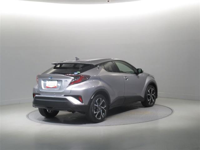 サービス工場完備。車検・メンテもお任せください！