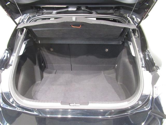 カローラスポーツ ハイブリッドＧ　Ｚ　衝突被害軽減システム　バックカメラ　ＥＴＣ　ミュージックプレイヤー接続可　オートクルーズコントロール　ＬＥＤヘッドランプ　スマートキー　キーレス　ハイブリッド　ワンオーナー（13枚目）