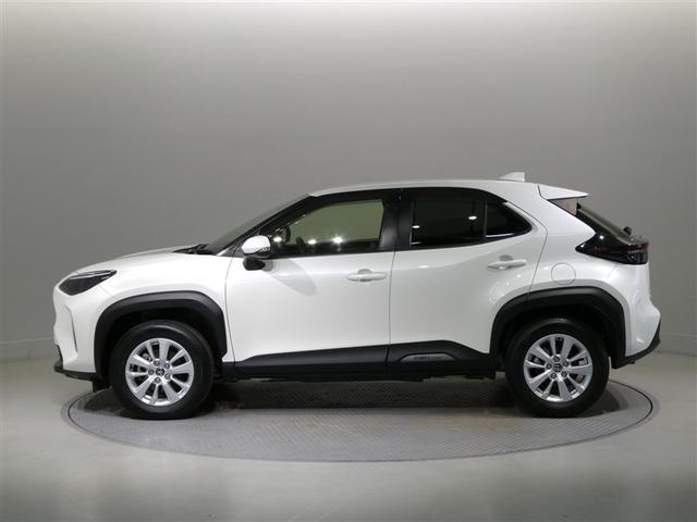 ヤリスクロス ハイブリッドＧ　衝突被害軽減システム　メモリーナビ　バックカメラ　ＥＴＣ　ミュージックプレイヤー接続可　オートクルーズコントロール　ＬＥＤヘッドランプ　スマートキー　キーレス　ハイブリッド　ワンオーナー（3枚目）