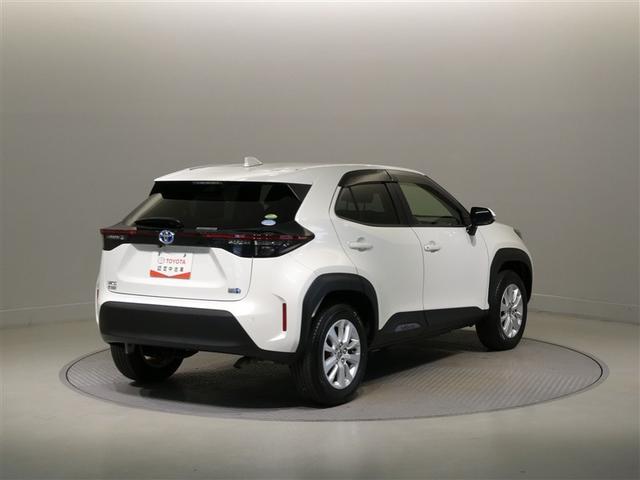 ヤリスクロス ハイブリッドＧ　衝突被害軽減システム　メモリーナビ　バックカメラ　ＥＴＣ　ミュージックプレイヤー接続可　オートクルーズコントロール　ＬＥＤヘッドランプ　スマートキー　キーレス　ハイブリッド　ワンオーナー（6枚目）