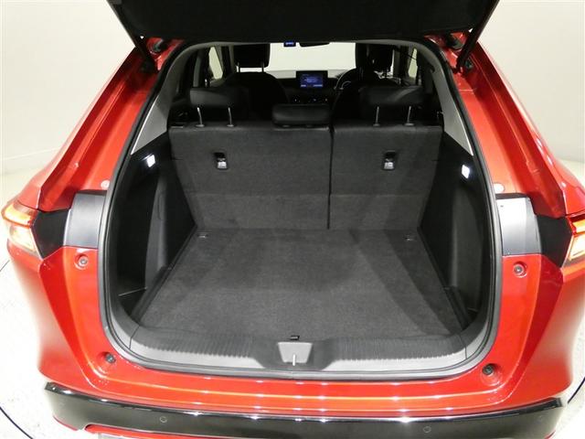 ヴェゼル ｅ：ＨＥＶ　Ｚ　衝突被害軽減システム　メモリーナビ　フルセグ　バックカメラ　ＥＴＣ　ＣＤ　ミュージックプレイヤー接続可　ＤＶＤ再生　オートクルーズコントロール　ＬＥＤヘッドランプ　スマートキー　キーレス　ハイブリッド（13枚目）