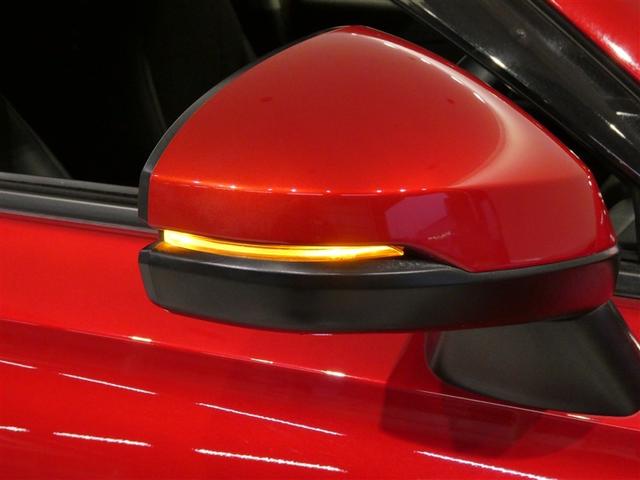 ヴェゼル ｅ：ＨＥＶ　Ｚ　衝突被害軽減システム　メモリーナビ　フルセグ　バックカメラ　ＥＴＣ　ＣＤ　ミュージックプレイヤー接続可　ＤＶＤ再生　オートクルーズコントロール　ＬＥＤヘッドランプ　スマートキー　キーレス　ハイブリッド（24枚目）