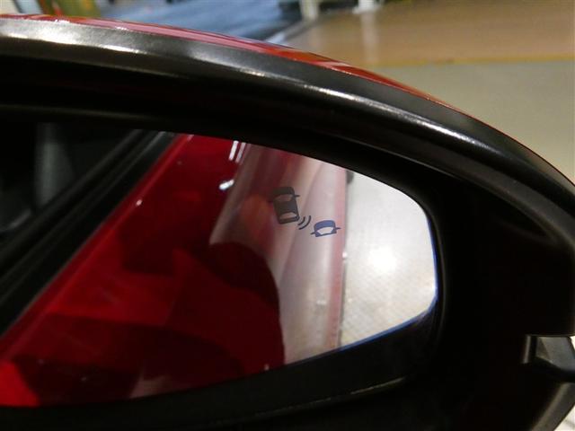 ヴェゼル ｅ：ＨＥＶ　Ｚ　衝突被害軽減システム　メモリーナビ　フルセグ　バックカメラ　ＥＴＣ　ＣＤ　ミュージックプレイヤー接続可　ＤＶＤ再生　オートクルーズコントロール　ＬＥＤヘッドランプ　スマートキー　キーレス　ハイブリッド（25枚目）