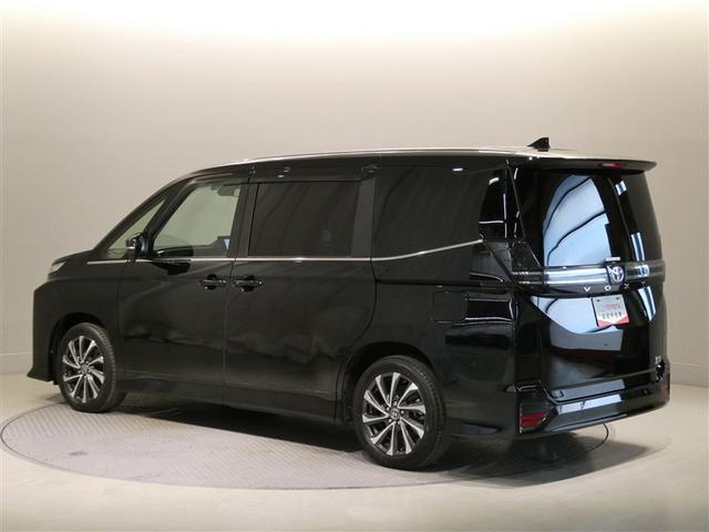 ヴォクシー ハイブリッドS-Z 衝突被害軽減システム バックカメラ ETC ミュージックプレイヤー接続 オートクルーズコントロール LEDヘッドランプ 両側電動スライド 乗車定員7人 3列シート スマートキー キーレス(4枚目)