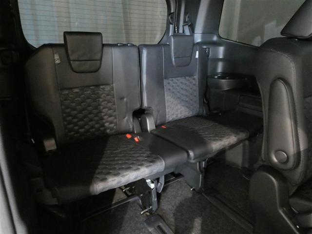 ヴォクシー ハイブリッドS-Z 衝突被害軽減システム バックカメラ ETC ミュージックプレイヤー接続 オートクルーズコントロール LEDヘッドランプ 両側電動スライド 乗車定員7人 3列シート スマートキー キーレス(15枚目)