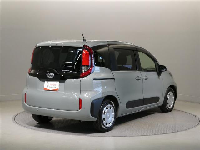 シエンタ Ｇ　衝突被害軽減システム　メモリーナビ　フルセグ　バックカメラ　ＥＴＣ　ミュージックプレイヤー接続可　オートクルーズコントロール　ＬＥＤヘッドランプ　両側電動スライド　乗車定員７人　３列シート　キーレス（6枚目）