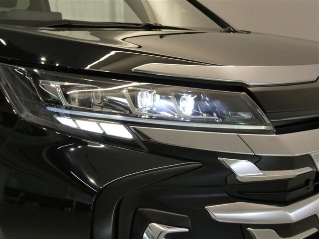 ノア ハイブリッドS-Z 衝突被害軽減システム メモリーナビ フルセグ バックカメラ ETC ミュージックプレイヤー接続可 オートクルーズコントロール LEDヘッドランプ 両側電動スライド 乗車定員7人 3列シート キーレス(9枚目)