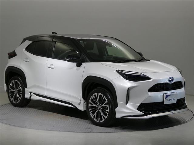 ヤリスクロス ハイブリッドＺ　衝突被害軽減システム　メモリーナビ　フルセグ　バックカメラ　ＥＴＣ　ミュージックプレイヤー接続可　オートクルーズコントロール　ＬＥＤヘッドランプ　スマートキー　キーレス　ハイブリッド　ワンオーナー（8枚目）